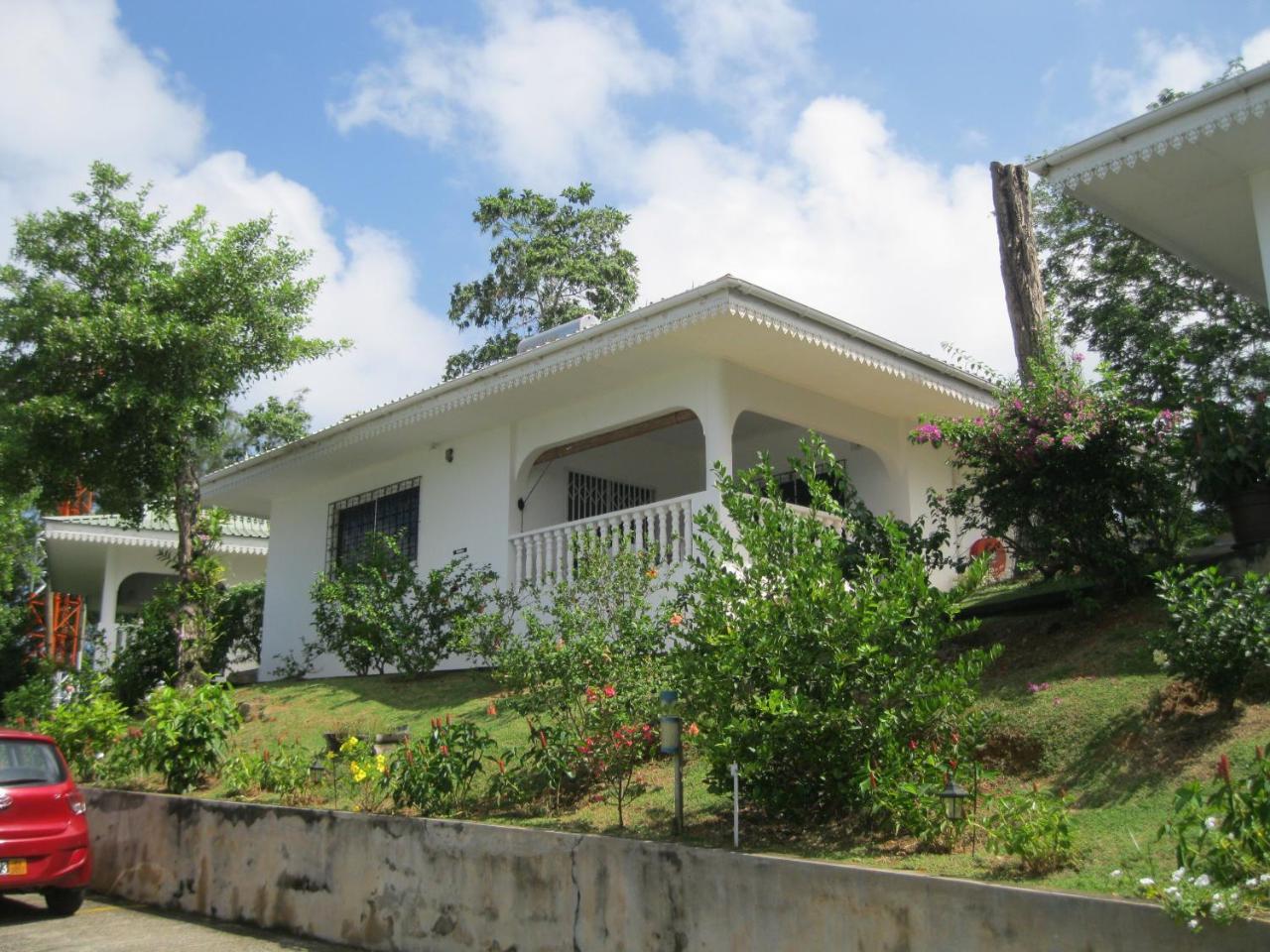 Chepsted Chalets Glacis  Екстериор снимка