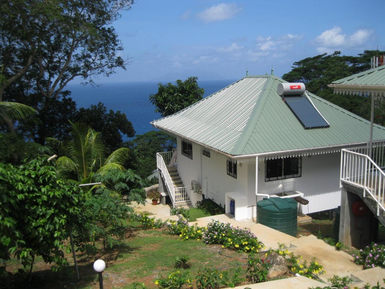 Chepsted Chalets Glacis  Екстериор снимка