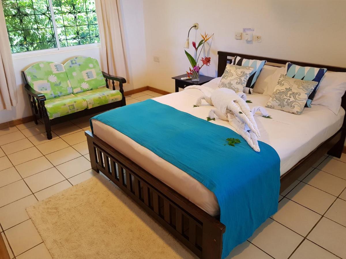 Chepsted Chalets Glacis  Екстериор снимка